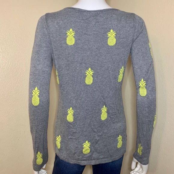Old Navy Pineapple knit top - Picture 6 of 7